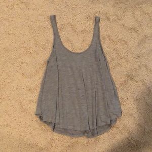 Gray women’s American eagle tank